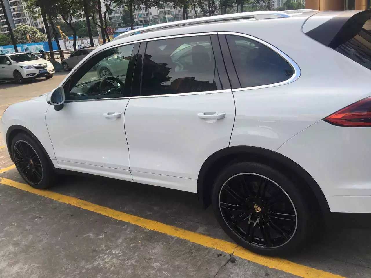 卡宴，換21寸 原裝！