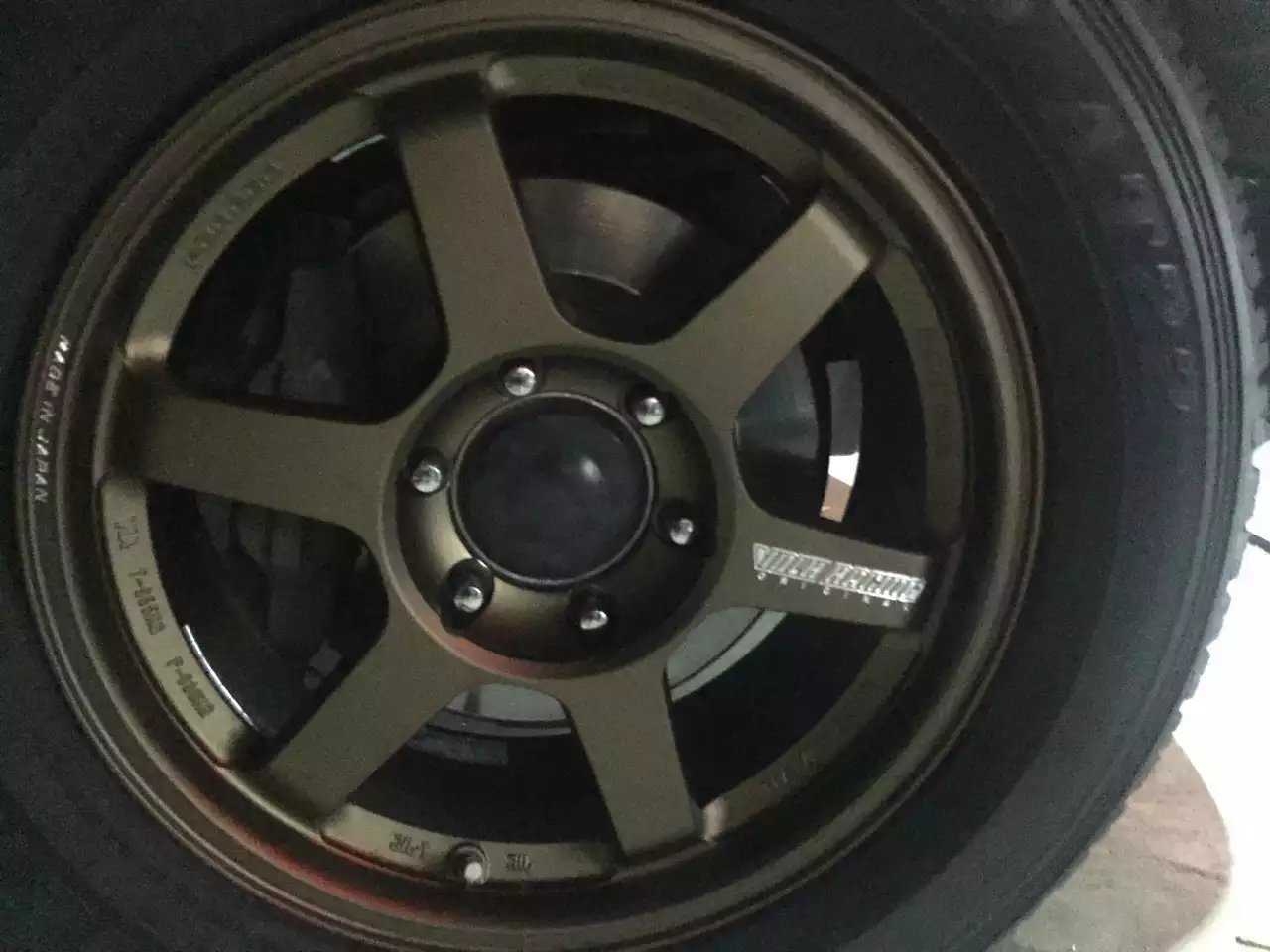 雷克薩斯 GX470 換RAYS TE37 完工，六孔TE37