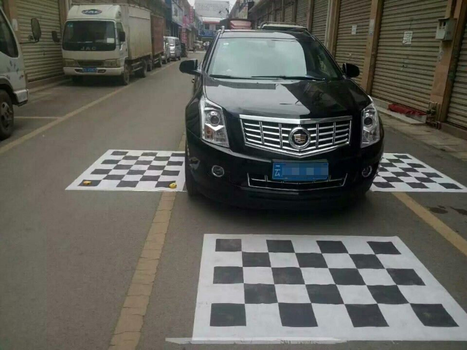 凱迪拉克SRX加裝360全景