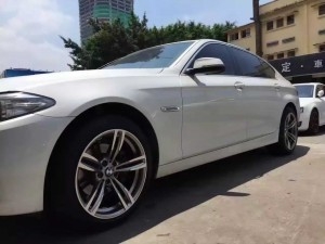 寶馬，升級 M4 原裝 鍛造 19寸 完工