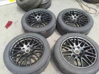 卡宴 GTS   ? 20寸 原裝 啞黑