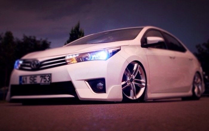 豐田新卡羅拉車燈改裝氙氣大燈 LED流水日行燈改裝——清風(fēng)車影燈改