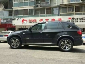 寶馬X5升級19寸鍛造輪轂效果