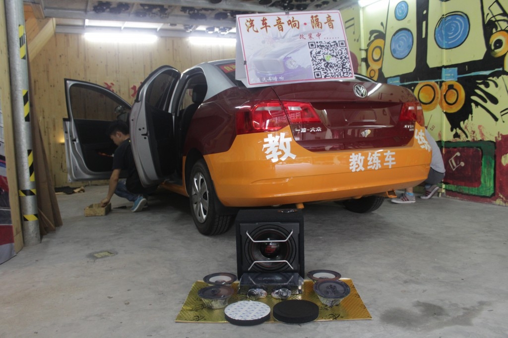 大眾新捷達(dá)--教練車也瘋狂！番禺汽車音響改裝 番禺南村鐘村汽車音響改裝 藝匠音響