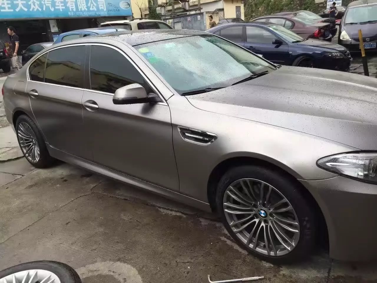 寶馬，裝原裝 M5鈴 完工！