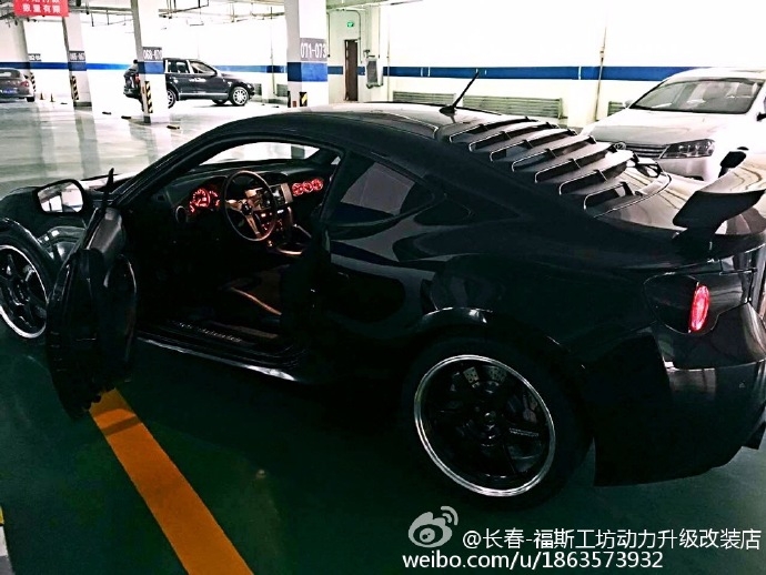 斯巴魯BRZ更換LED大燈改裝頭燈 碳纖尾燈 超級帥氣 純?nèi)毡具M(jìn)口
