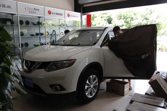 【廣州金聲匯】日產(chǎn)新奇駿升級瑞典DLS改裝全車汽車音響