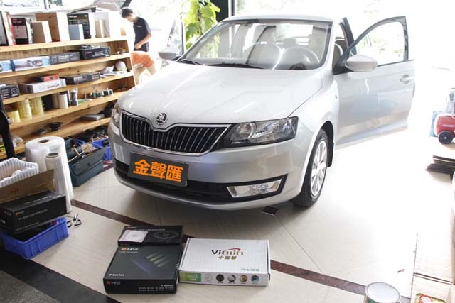 【廣州金聲匯】斯柯達(dá)明銳升級(jí)惠威汽車音響——只為更年輕而活