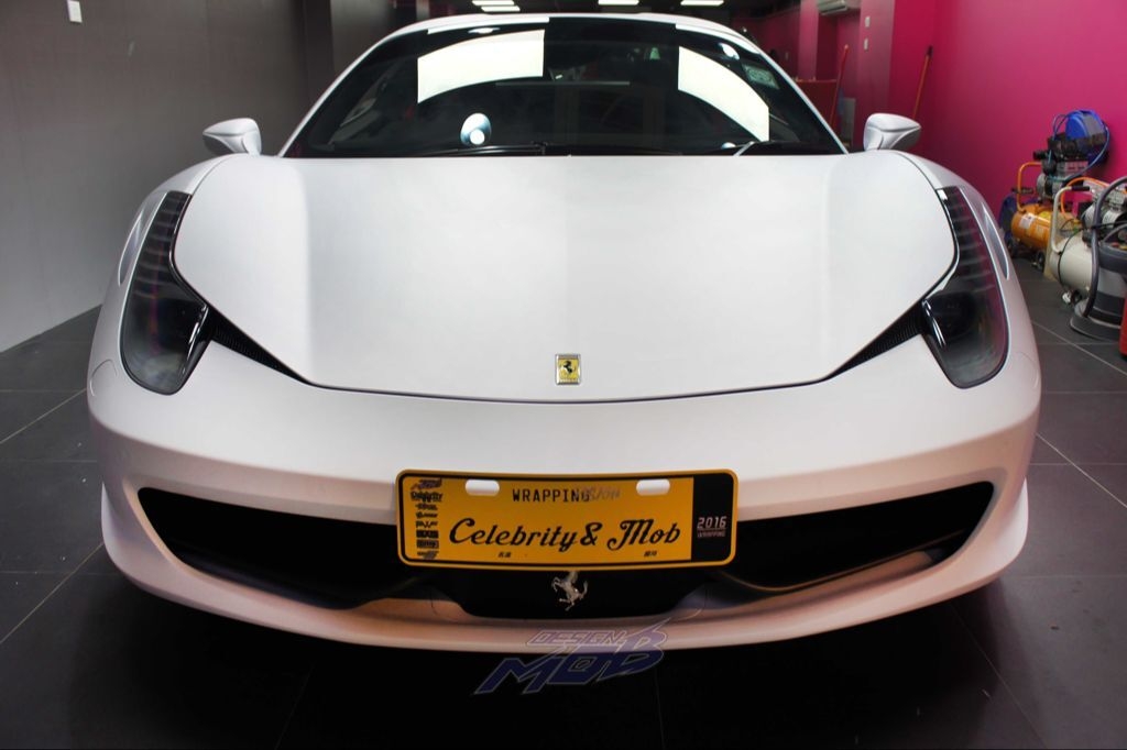 法拉利ferrari 458 施工雾面金属白改色膜（深圳广州改色贴膜）