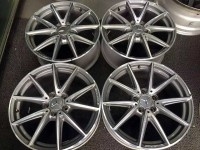 二手，剛剛拆下 奔馳 原裝 A45 AMG 18寸