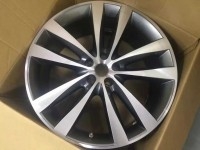捷豹 XJ 原裝 ，全新一套  現(xiàn)貨  20寸 9J ET49 10J ET46 5*108