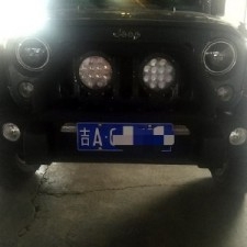 牧馬人更換大燈  后杠