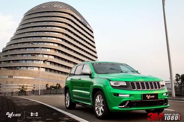 JEEP  硬漢勇闖綠林大道
