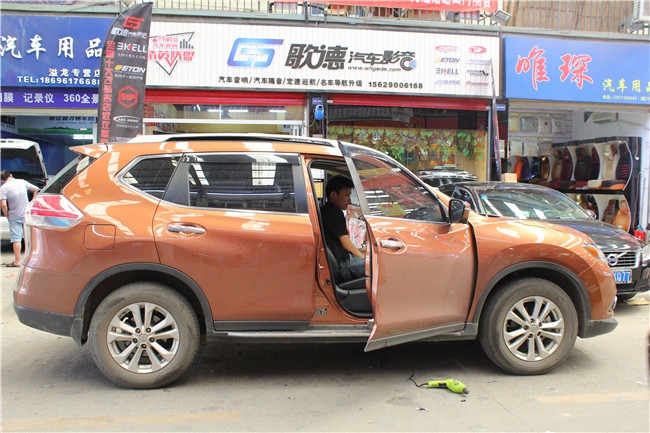 漢口專業(yè)汽車音響改裝店 歌德新奇駿簡單升級JBL套裝喇叭