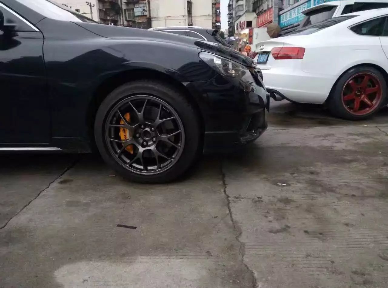 銳志，裝18寸 BBS 完工！
