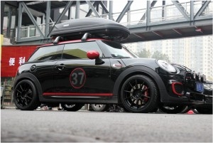 mini F56 JCW 與 日本 SSR  GTX01 競技范輕量化輪轂