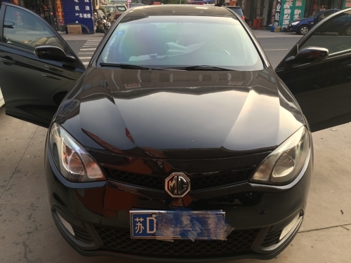 常州至上音樂(lè)名爵6汽車(chē)音響升級(jí)改裝德國(guó)佛倫詩(shī)三分頻