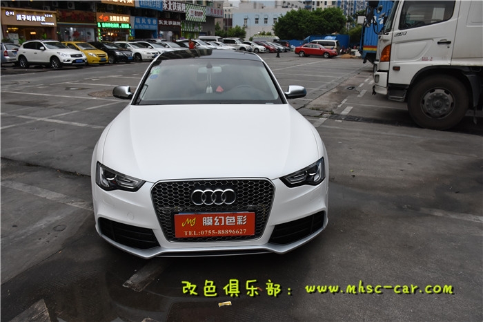 奧迪A5全車貼膜改顏色施工陶瓷白