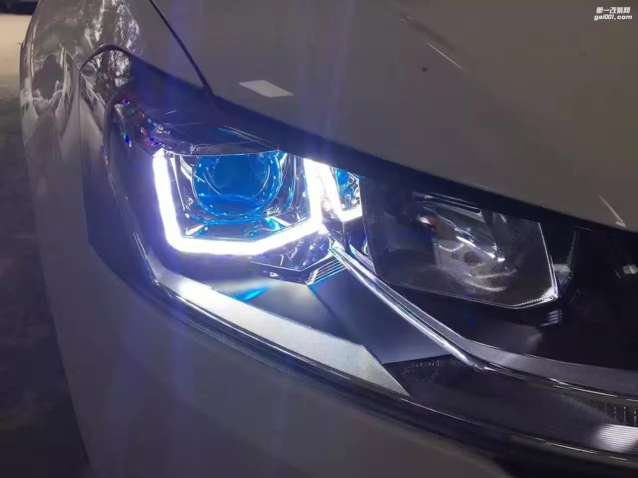 【廣州礪光車燈】 大眾新朗行改氙氣透鏡 案例分享
