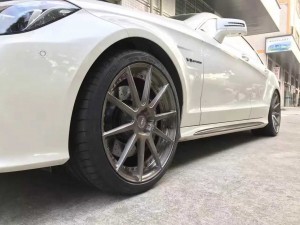 奔馳，裝 美國 ADV.1  20寸 完工