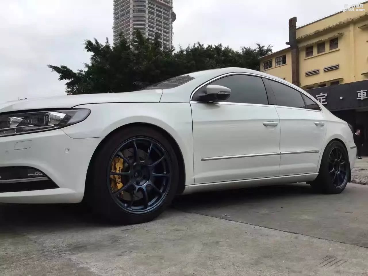 大眾 ，換 ZE40  18寸 完工！