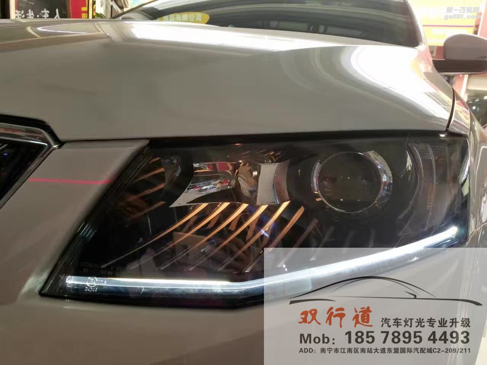 【南寧雙行道車燈】-原廠大燈6起來