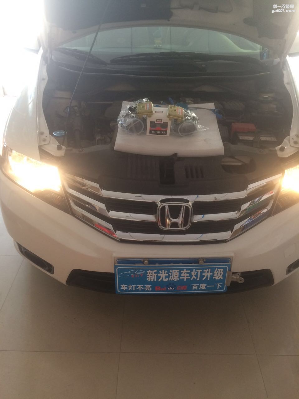 河源新光源改裝 車燈，改裝本田鋒范Q5雙光透鏡+巖崎燈泡+雙色流光淚眼