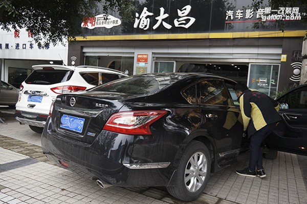 日產(chǎn)天籟汽車音響改裝史泰格ST650C高性價比音響套餐【重慶渝大昌】
