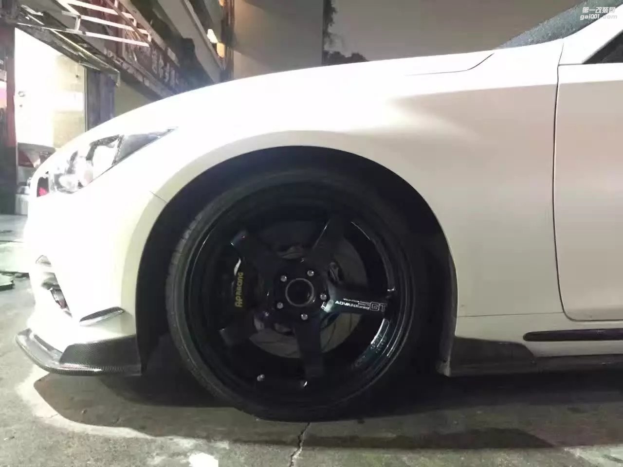 英菲尼迪，上19寸 ADVAN  鍛造 完工！