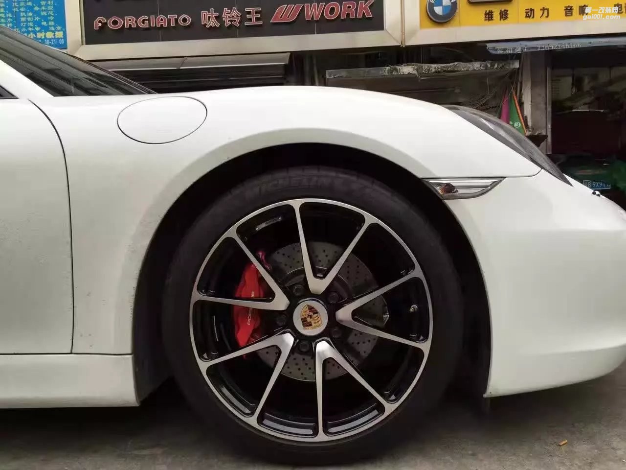 保時捷 完工，上 TWS 19寸 限量版   帥呆了！