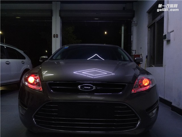 福特致勝升級(jí)海拉五雙光透鏡 再也不怕車(chē)燈不夠亮了——中山清風(fēng)車(chē)影燈改