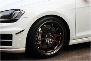 海亞：高爾夫7R改裝 RAYS CE28SL 鍛造超輕輪轂 alcon car97六活塞 鈦合金鍛造輪轂