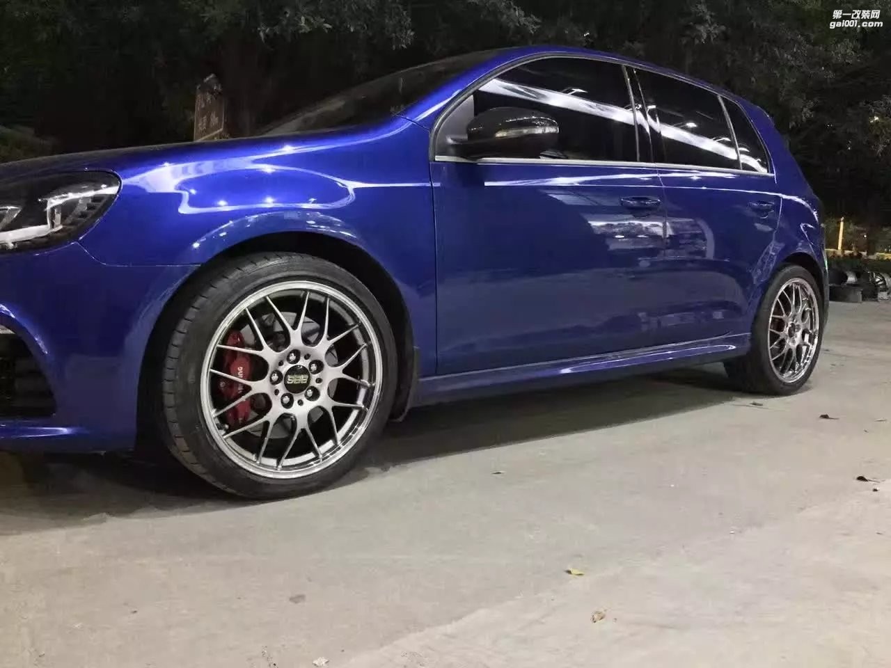 大眾，換 BBS  RGR 18寸 完工！