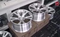 Facewheels FW108，單片式鍛造，金屬拉絲銀，20X9J 20X10.5J 5X112  保時(shí)捷Mancan專用數(shù)據(jù)，現(xiàn)貨供應(yīng)一套