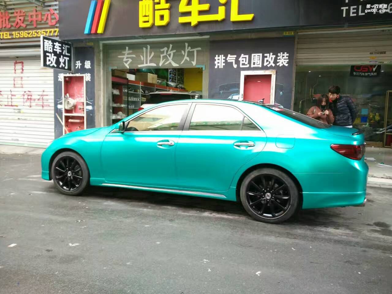 銳志全車電光綠