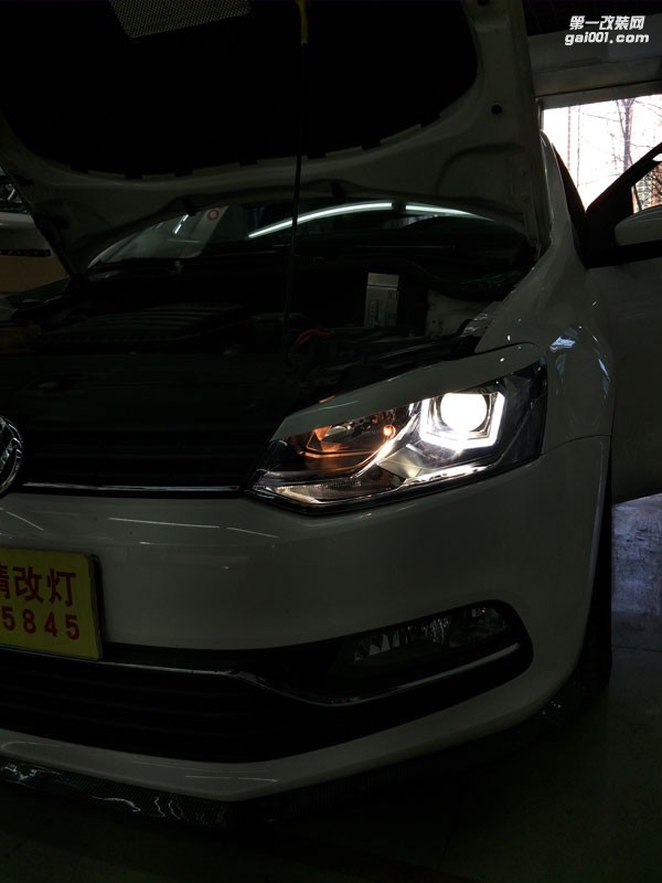 西寧POLO改燈|精藝精車燈改裝|汽車大燈改裝