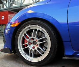 海亞：本田思域 升級 ENKEI RPF1 18寸輕量化輪轂 橫濱AD08R輪胎