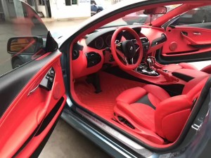 寶馬全車紅色內(nèi)飾改裝