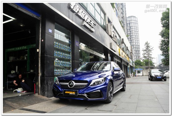 奔馳C級(jí)改裝 305forged FF01 18寸輪轂 卡爾森包圍