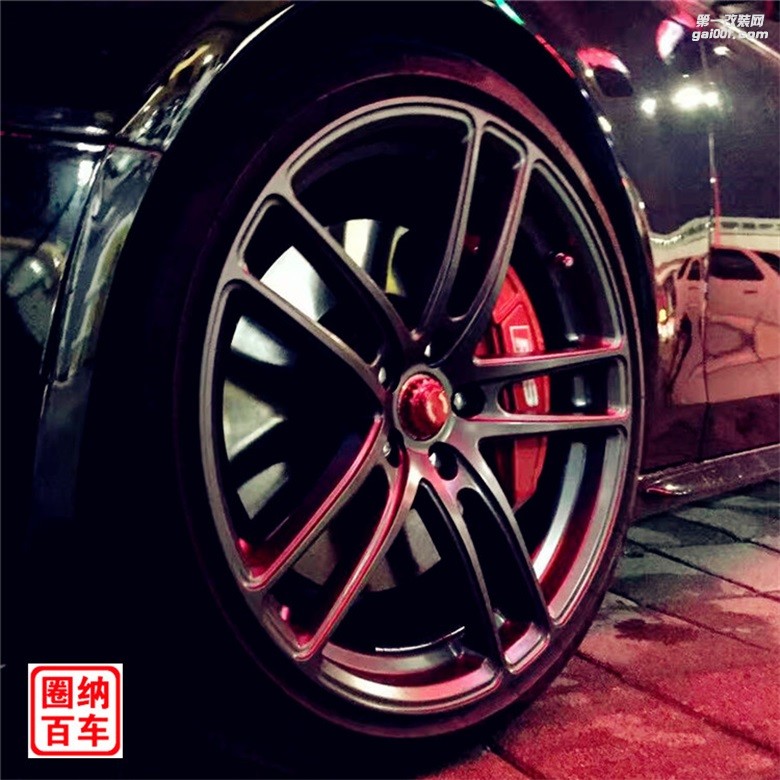奧迪A4L升級(jí)改裝18寸5*112 亞黑輪轂