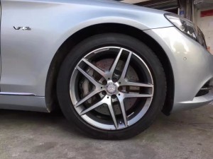 奔馳，換 原裝 AMG 19寸  完工！