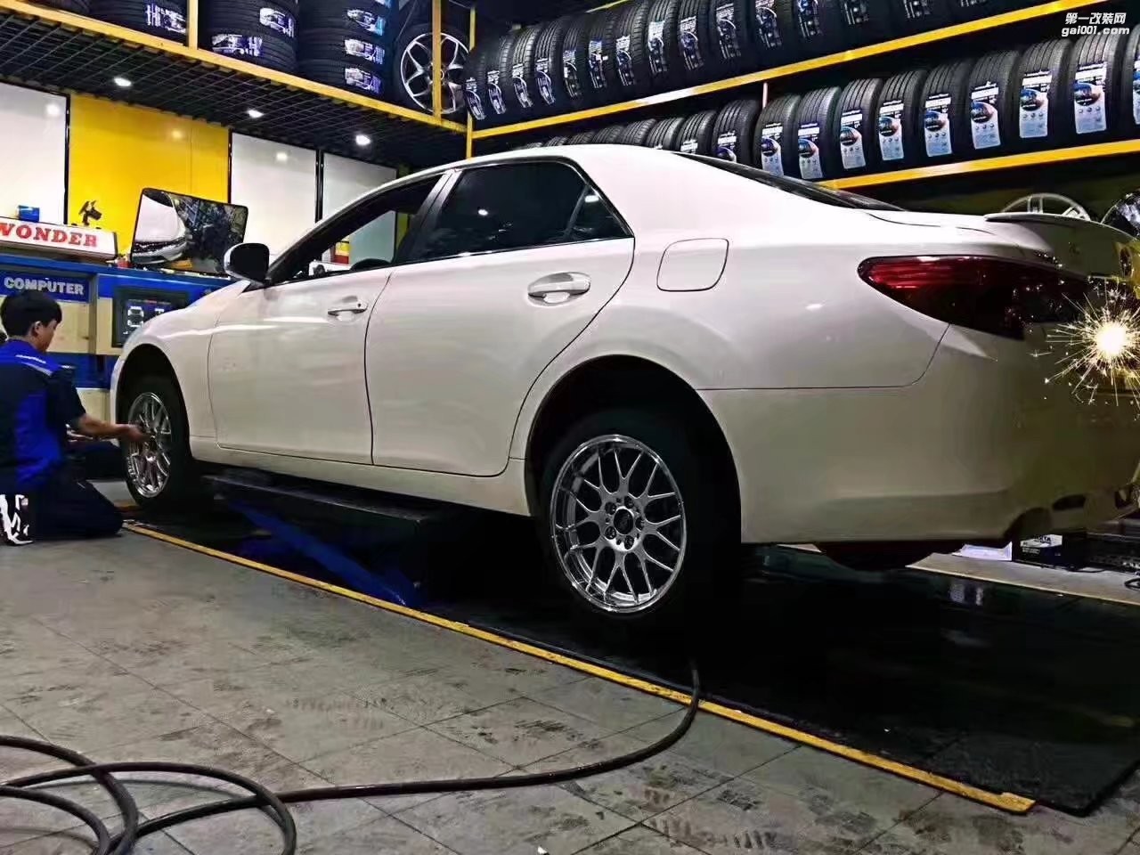 銳志，換 日本  BBS 鍛造 18寸  。
