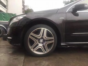 奔馳，換 原裝 21寸 AMG 完工！