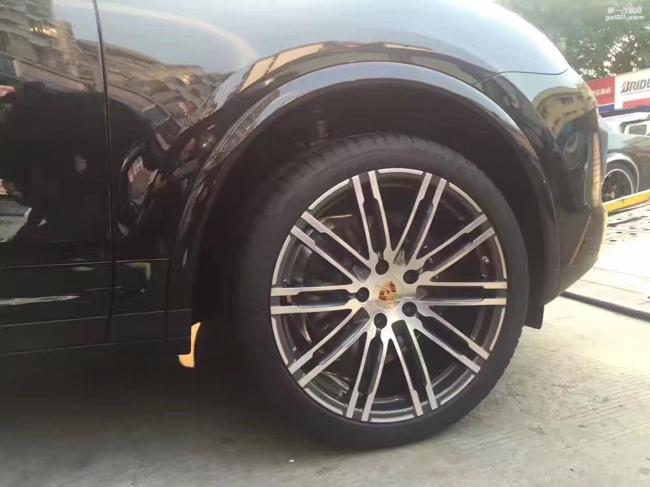 卡宴新車上 鍛造 鏡面 原裝 21寸 完工！