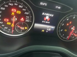 4/25奔馳B200盲點(diǎn)輔助改裝案例