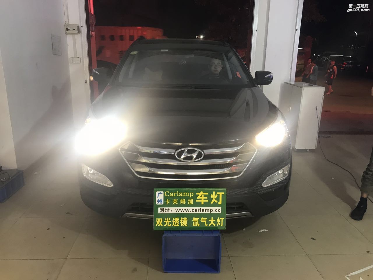 廣州全新勝達(dá)改燈哪家好，新勝達(dá)車燈改裝大燈：進(jìn)口海拉5雙光透鏡，廣州卡萊姆浦車燈