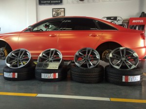 奧迪A6L改裝德國(guó)御用YIDO輪轂