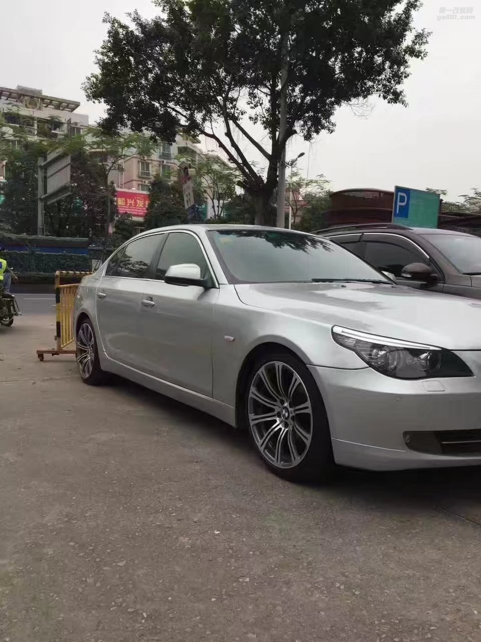 寶馬，裝19寸 原 裝 鍛造