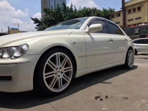 Tom's  19寸 裝車(chē)完工
