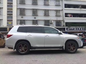 漢蘭達(dá)，裝 RAYS  TE37  19寸 完工！
